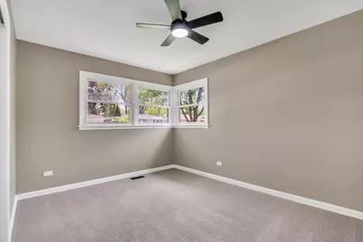 262 Normandy Lane, Grayslake, IL 60030 - Photo 13