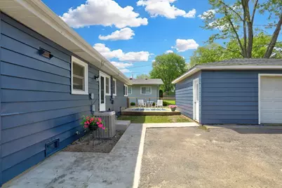 262 Normandy Lane, Grayslake, IL 60030 - Photo 17