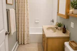323 N Princeton Ave, Villa Park, IL 60181 - Photo 7