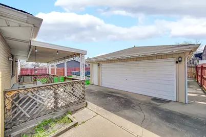 7305 W 75th Street, Bridgeview, IL 60455 - Photo 21