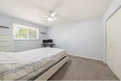 1073 S Finley Road, Lombard, IL 60148 - Photo 13