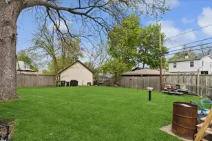 403 Highmoor Dr, Round Lake Park, IL 60073 - Photo 9