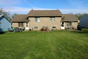 860-868 Carol Ave, Woodstock, IL 60098 - Photo 19