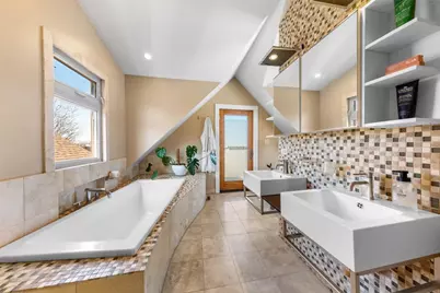 2334 W Medill Avenue, Chicago, IL 60647 - Photo 19