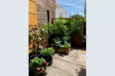 2334 W Medill Avenue, Chicago, IL 60647 - Photo 39