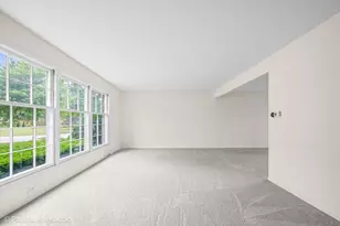 609 N Eagle Ln, Palatine, IL 60067 - Photo 5
