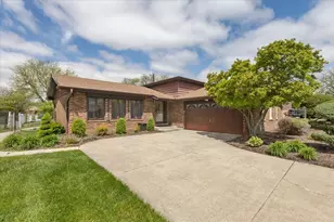 534 Quail Run Rd, Matteson, IL 60443 - Photo 1