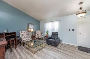 4217 Jay Dr, Zion, IL 60099 - Photo 5