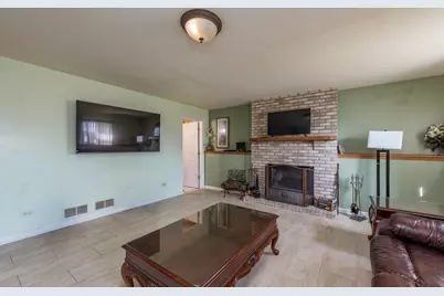 4217 Jay Drive, Zion, IL 60099 - Photo 11