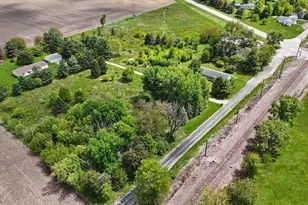 2183 Railroad St, Lodge, IL 61856 - Photo 25