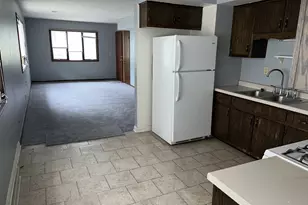 1809 E Washington St, Joliet, IL 60433 - Photo 3