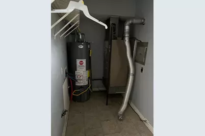 1809 E Washington Street #2, Joliet, IL 60433 - Photo 9