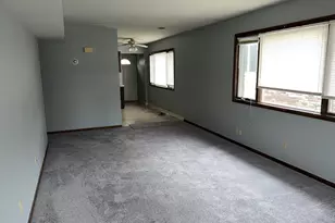 1809 E Washington St, Joliet, IL 60433 - Photo 5