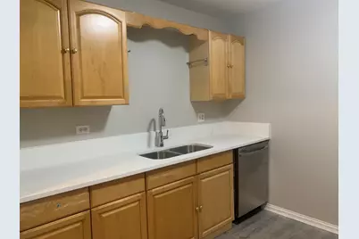 264 E Bailey Road #L, Naperville, IL 60565 - Photo 3