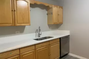 264 E Bailey Rd, Naperville, IL 60565 - Photo 3