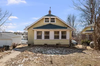 2025 S Bluff Boulevard, Clinton, IA 52732 - Photo 17