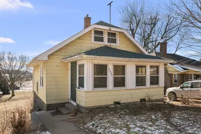 2025 S Bluff Boulevard, Clinton, IA 52732 - Photo 1