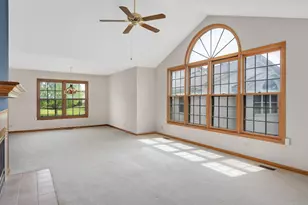 11180 Algonquin Rd, Huntley, IL 60142 - Photo 5