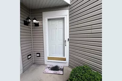 419 Windham Cove Drive #419, Crystal Lake, IL 60014 - Photo 3