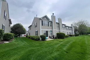 419 Windham Cove Dr, Crystal Lake, IL 60014 - Photo 11