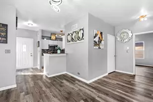 4909 Spencer Ave, Lisle, IL 60532 - Photo 1