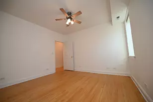 7404 N Oakley Ave, Chicago, IL 60645 - Photo 13