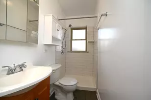 7404 N Oakley Ave, Chicago, IL 60645 - Photo 15