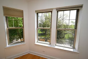 7404 N Oakley Ave, Chicago, IL 60645 - Photo 3
