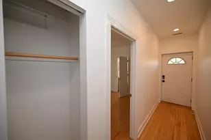 7404 N Oakley Ave, Chicago, IL 60645 - Photo 11