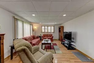 3037 Enterprise Park Ave, South Chicago Heights, IL 60411 - Photo 5