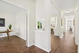 634 Sennett St, Batavia, IL 60510 - Photo 3