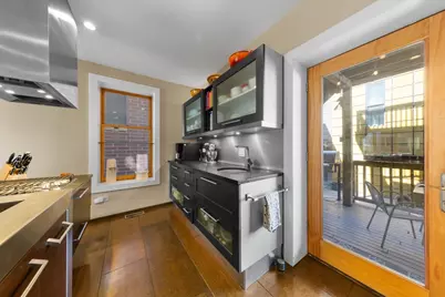 2334 W Medill Avenue, Chicago, IL 60647 - Photo 9