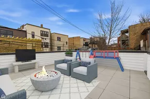 2156 N Claremont St, Chicago, IL 60647 - Photo 11