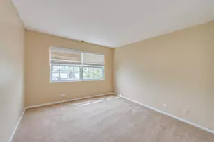 973 Mesa Dr, Lake in the Hills, IL 60156 - Photo 19