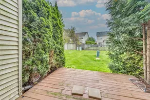 973 Mesa Dr, Lake in the Hills, IL 60156 - Photo 23
