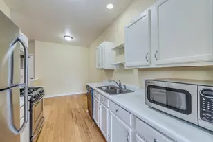 973 Mesa Dr, Lake in the Hills, IL 60156 - Photo 9