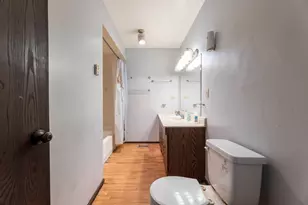 7719 S Merrill Ave, Chicago, IL 60649 - Photo 11