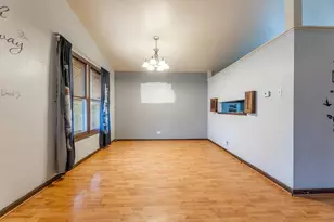 7719 S Merrill Ave, Chicago, IL 60649 - Photo 3