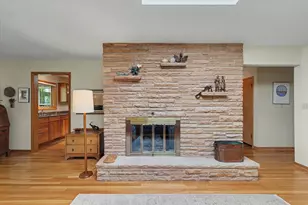 1406 Maywood Dr, Champaign, IL 61821 - Photo 13