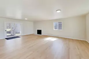 4505 Winchester Ave, Lisle, IL 60532 - Photo 5