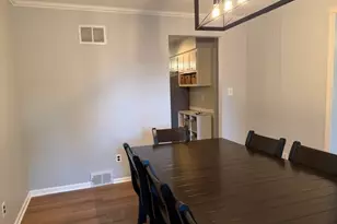 2741 Douglas St, Joliet, IL 60435 - Photo 7