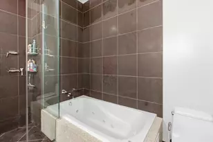 3255 N Paulina St, Chicago, IL 60657 - Photo 13