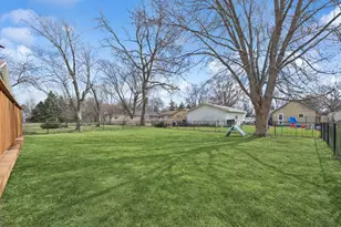 607 2nd Ave, Marengo, IL 60152 - Photo 17