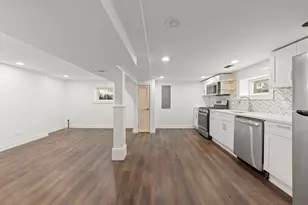 118 N President St, Wheaton, IL 60187 - Photo 35