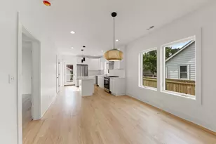 118 N President St, Wheaton, IL 60187 - Photo 5