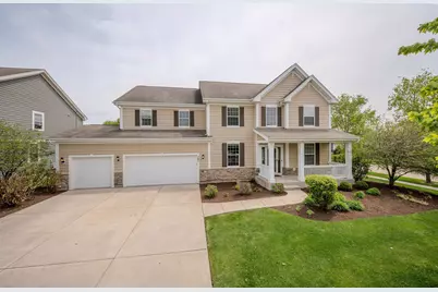 781 Richwood Avenue, Elgin, IL 60124 - Photo 1