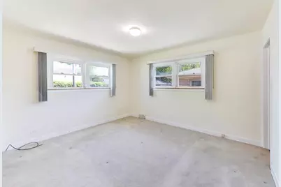 4256 Golf Road, Skokie, IL 60076 - Photo 7