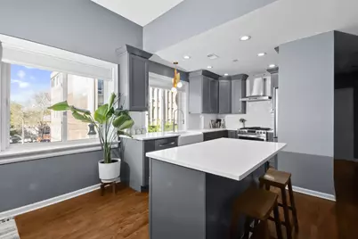 3325 N Lincoln Avenue #304, Chicago, IL 60657 - Photo 9
