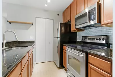 120 Glengarry Drive #109, Bloomingdale, IL 60108 - Photo 7