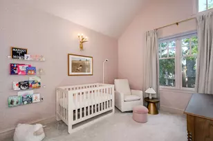 3653 N Bosworth Ave, Chicago, IL 60613 - Photo 21